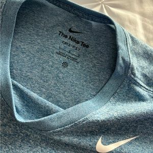 Women’s DRI fit T shirt size LARGE